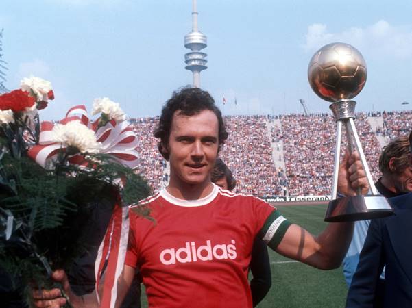 Franz Beckenbauer là tiền vệ phòng ngự hay nhất thế giới trong lịch sử bóng đá