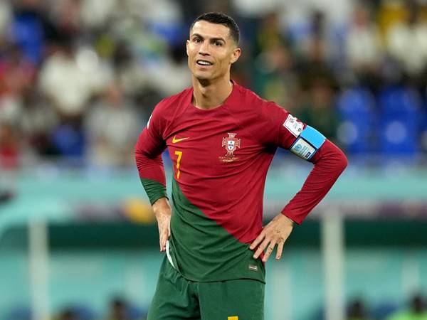 Huyền thoại bóng đá Bồ Đào Nha - Cristiano Ronaldo