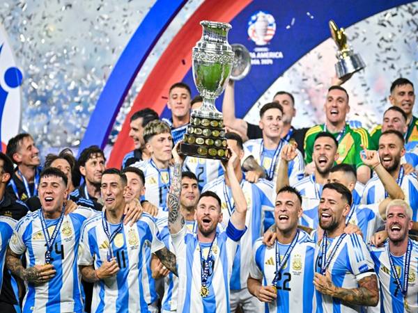 Danh hiệu của Messi cùng tập thể Argentina