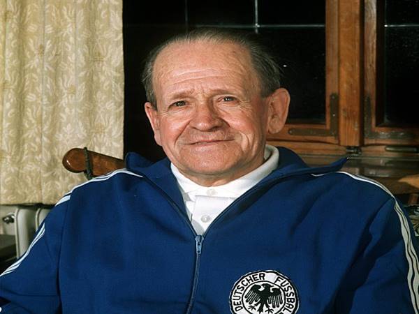 Những huấn luyện viên Đức xuất sắc và Di sản để lại