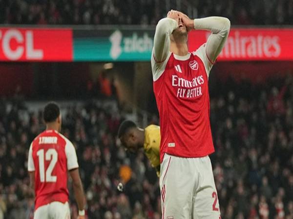 Arsenal và nỗi ám ảnh “phút bù giờ”: Căn bệnh dai dẳng của Pháo thủ