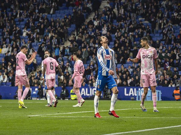 Tin La Liga: Espanyol áp đảo Oviedo không thành